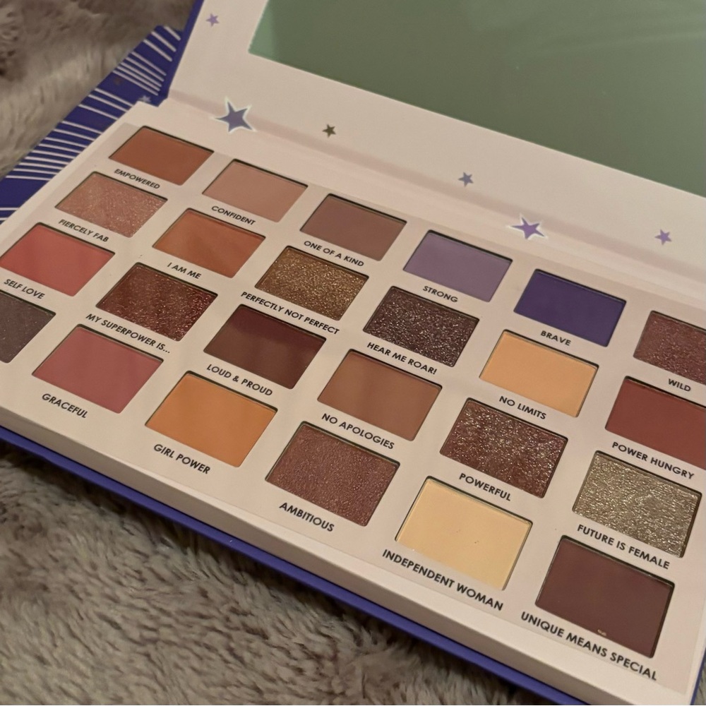 Ciate London I’m A Woman v.2 Eyeshadow Palette BNIB